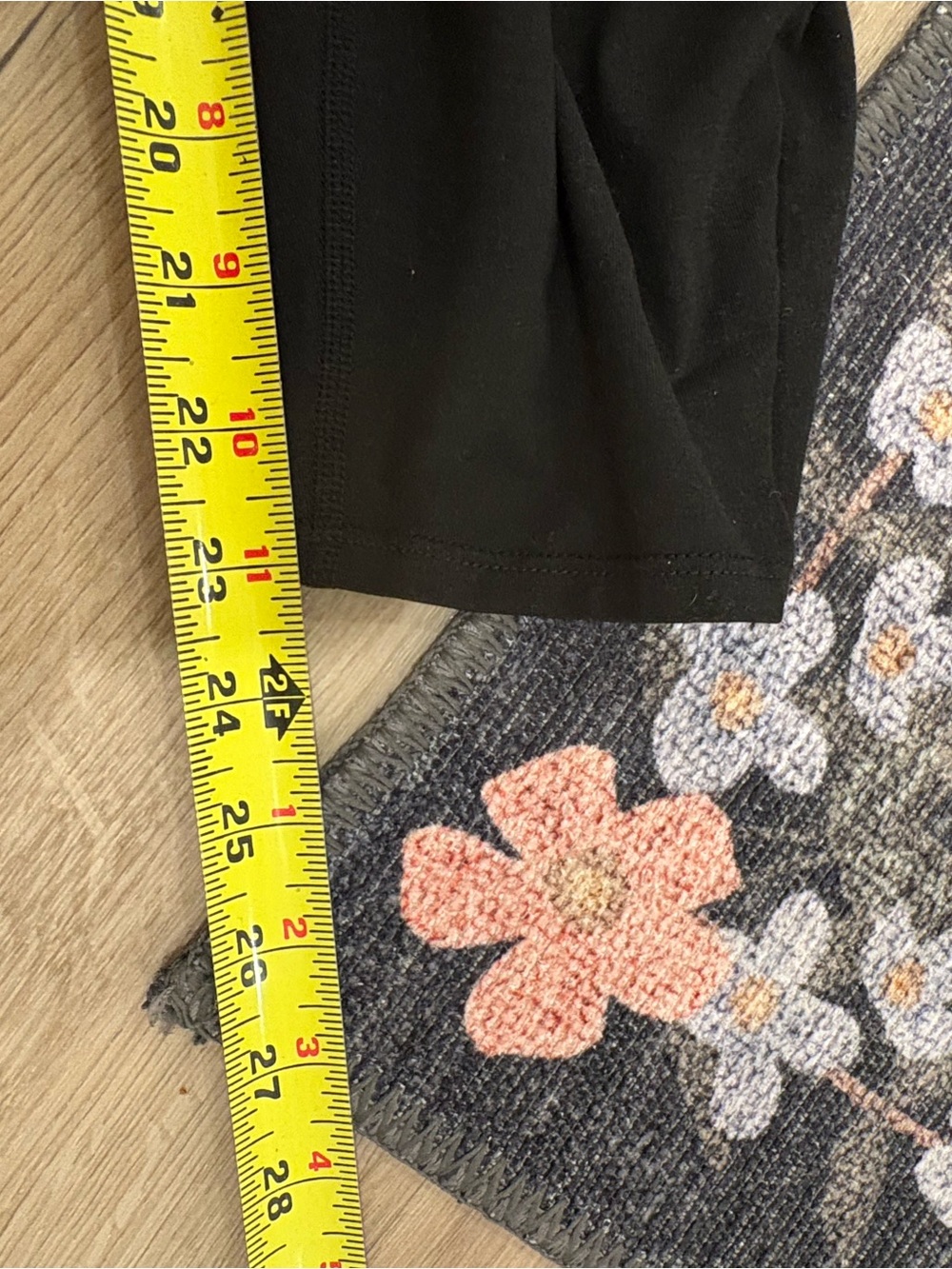 Vuori Daily Joggers Sweatpants Size Small - Picture 4 of 4